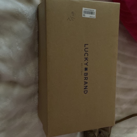 Lucky brand tan suede short boots - Picture 8 of 9